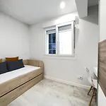 3 Piso 2 Habitaciones Centro Al Lado De Principe 3 - Homeygalicia